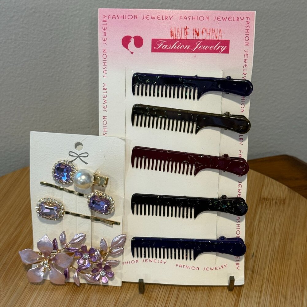 New Assortment of Hair Clips New on Card 9 Pieces